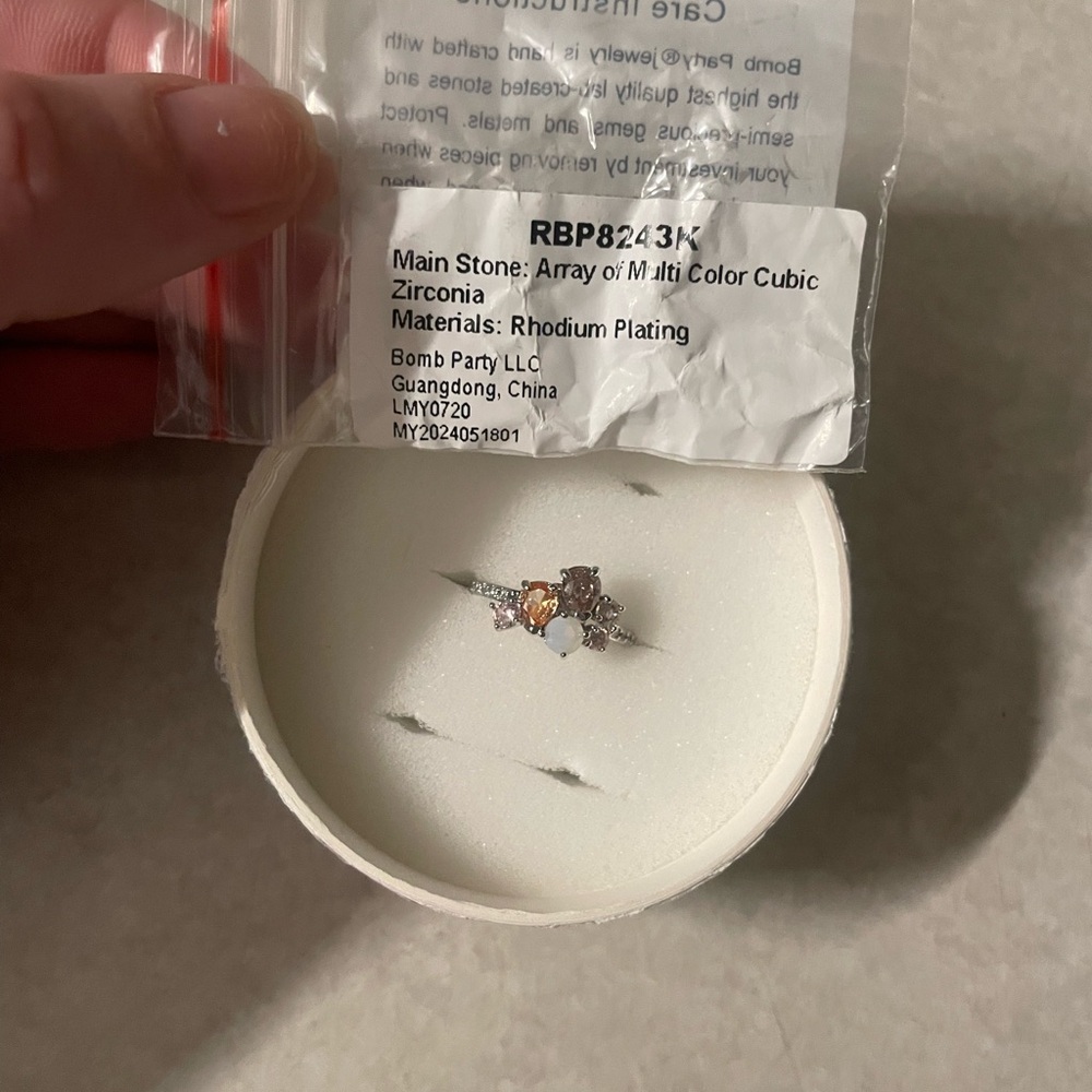 Bomb Party: RBP8243N - Picture 4 of 4